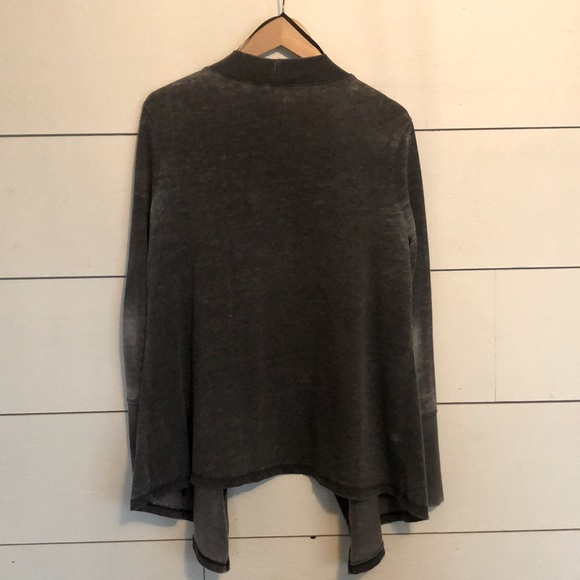 Z Supply distressed charcoal grey sweater. - Picture 3 of 3